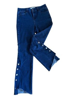 Charlie B Dark Wash Slim Straight Charm Button Rhinestone Jeans (6 fits 10)